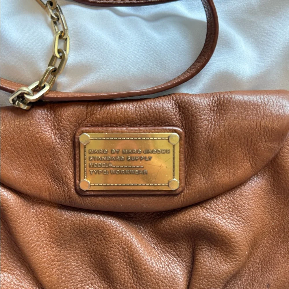 Marc by Marc Jacobs Karlie Brown Leather Crossbody Purse Bag - Picture 2 of 10